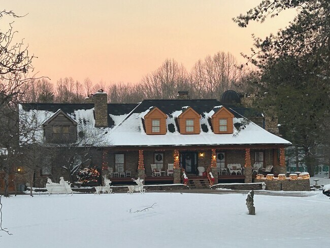 More details for 1374 Peter Pond Rd, Ashland City, TN - Specialty for Sale