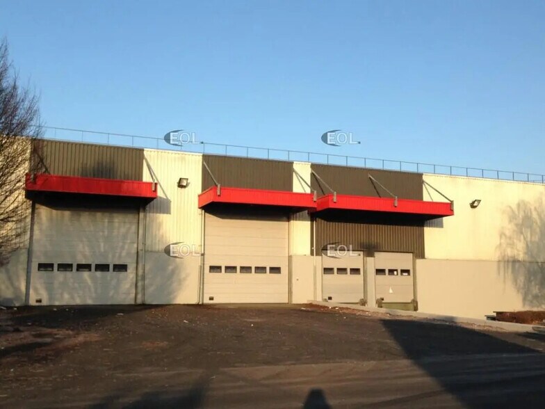 Flex in Bonneuil-sur-Marne for lease - Building Photo - Image 2 of 3