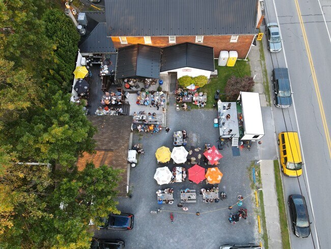 Plus de détails pour 206E E Central Ave, Avis, PA - Commerce de détail à vendre