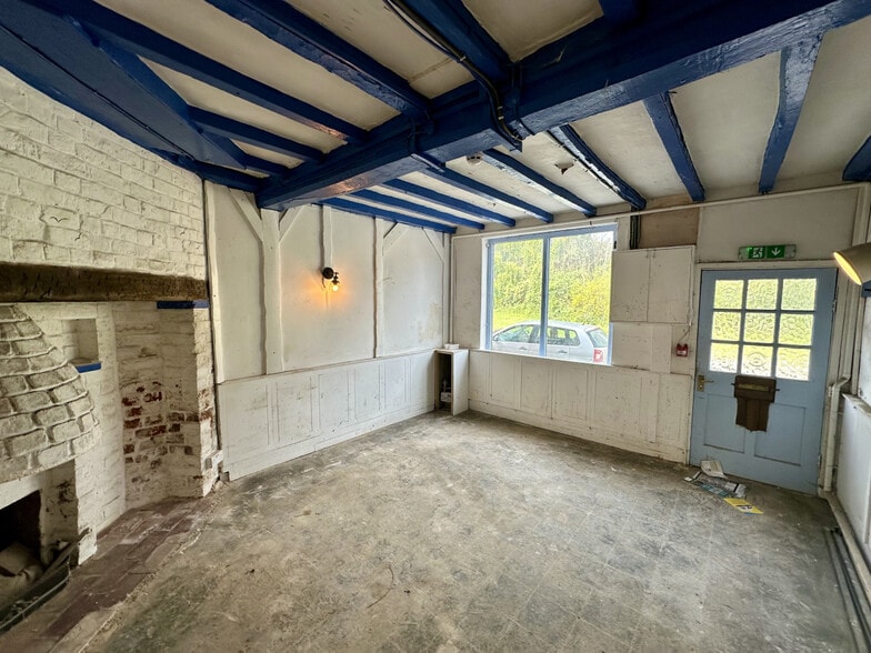 5 New St, Shrewsbury for lease - Interior Photo - Image 2 of 5