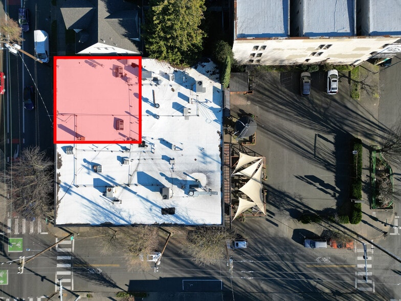 18 NE 7th Ave, Portland, OR for lease - Building Photo - Image 3 of 4