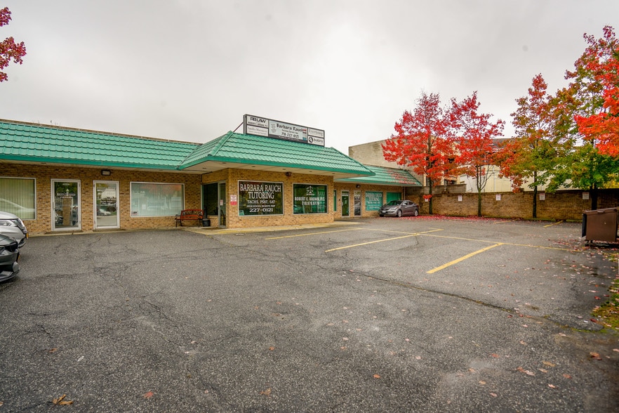 465 Belfield Ave, Staten Island, NY for lease - Primary Photo - Image 1 of 14