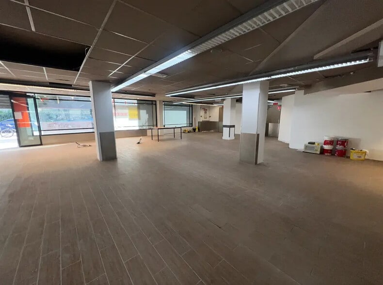 Commerce de détail dans Boulogne-Billancourt à louer - Photo intérieure - Image 2 de 5