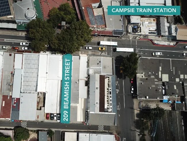 209 Beamish St, Campsie à louer Photo principale- Image 1 de 2