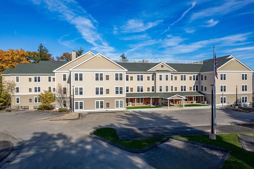 66 Hawthorne Dr, Bedford, NH à louer - Photo principale - Image 2 de 28