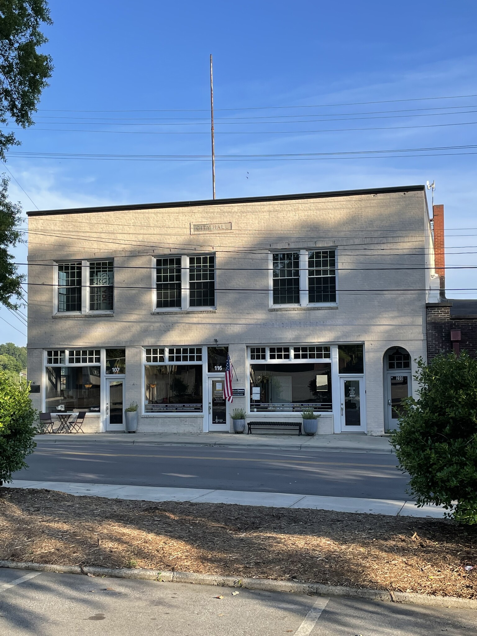 116 E Market St, Elkin, NC for sale Building Photo- Image 1 of 1