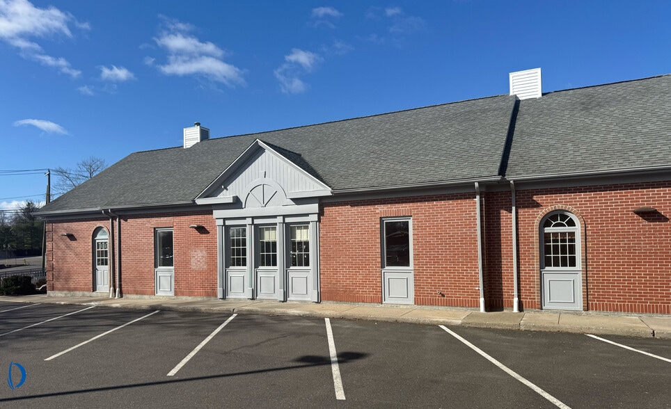 1815 Post Rd E, Westport, CT for lease - Building Photo - Image 1 of 7
