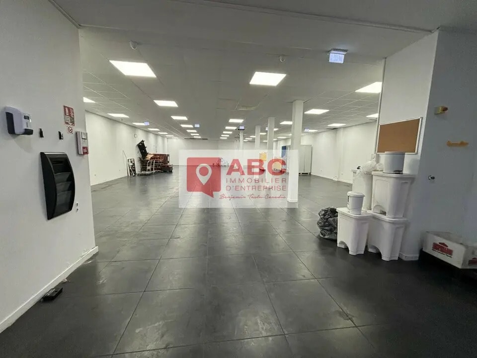 Flex in Montpellier for lease Building Photo- Image 1 of 5