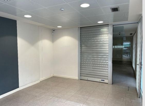 Mieres, AST 33600 - Unit - - - Interior Photo - Image 2 of 5