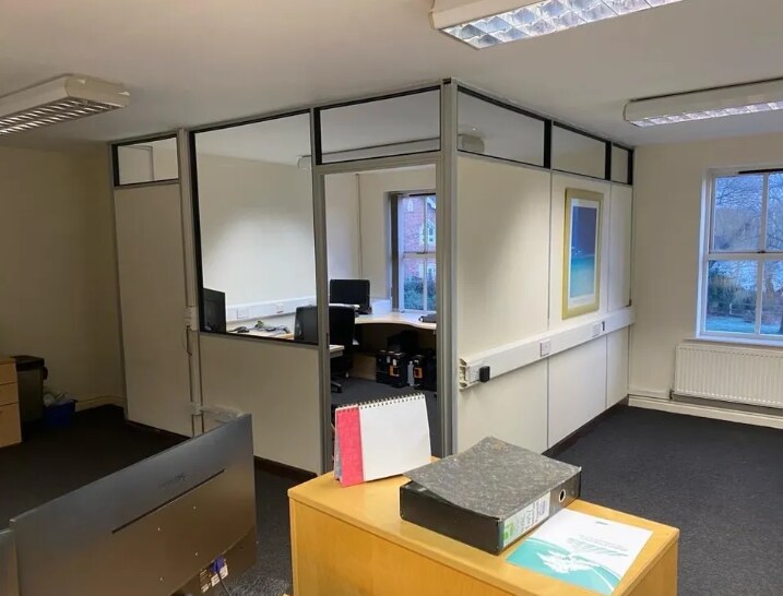83 High St, Kinver for lease Interior Photo- Image 1 of 3