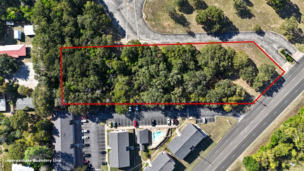 State Highway 31 East, Athens, TX à vendre - Photo du bâtiment - Image 3 de 9