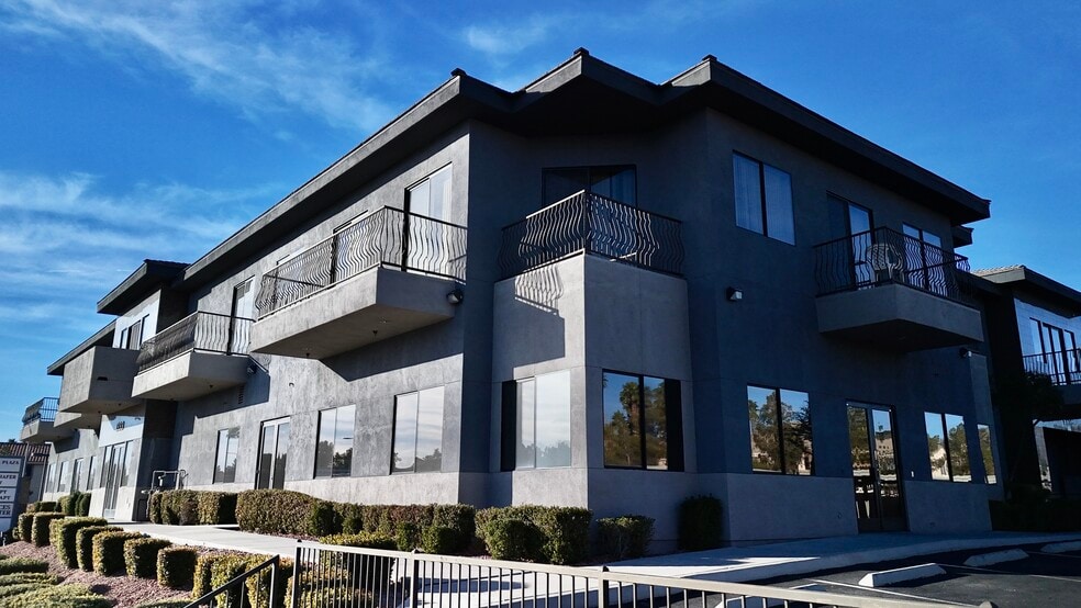 1333 N Buffalo Dr, Las Vegas, NV for lease - Building Photo - Image 3 of 18