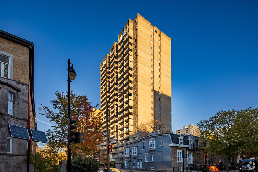 2100 Boul de Maisonneuve O, Montréal, QC à louer - Photo principale - Image 1 de 6