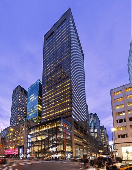 650 Fifth Ave, New York, NY à louer - Photo du bâtiment - Image 1 de 23