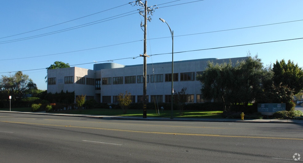 150 N Jackson Ave, San Jose, CA à vendre - Photo du bâtiment - Image 3 de 7
