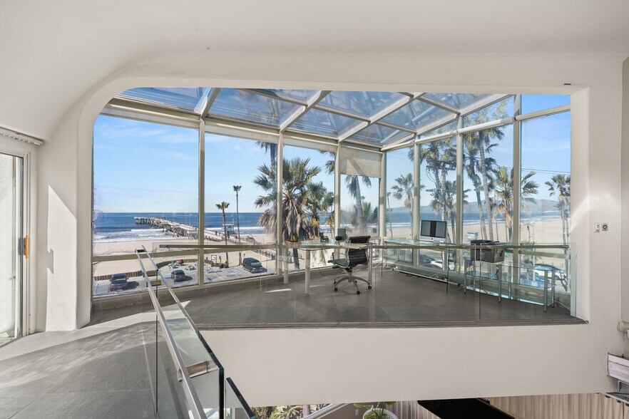3111 Ocean Front Walk, Marina Del Rey, CA à vendre - Photo intérieure - Image 3 de 33