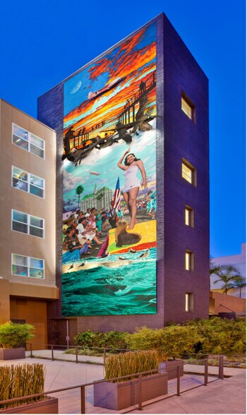 421 W Broadway, Long Beach, CA à louer - Photo principale - Image 1 de 40