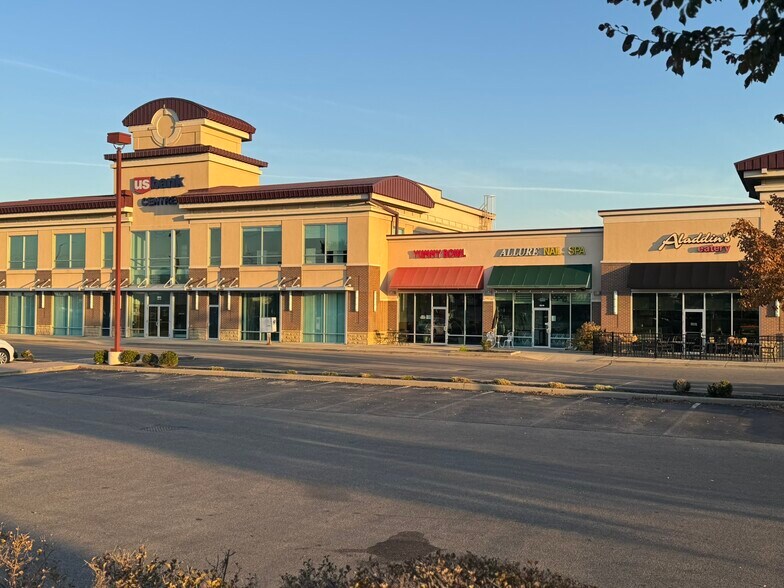 9332-9344 Union Centre Blvd, West Chester, OH à louer - Photo du bâtiment - Image 3 de 5