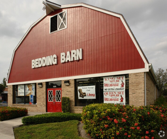 2727 W Hillsboro Blvd, Deerfield Beach, FL à louer - Photo du bâtiment - Image 3 de 3