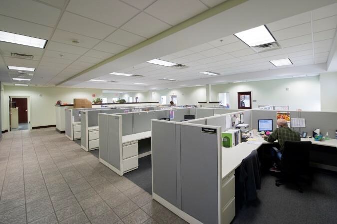 1 Bon Terrain Dr, Amherst, NH à louer - Photo intérieure - Image 3 de 8