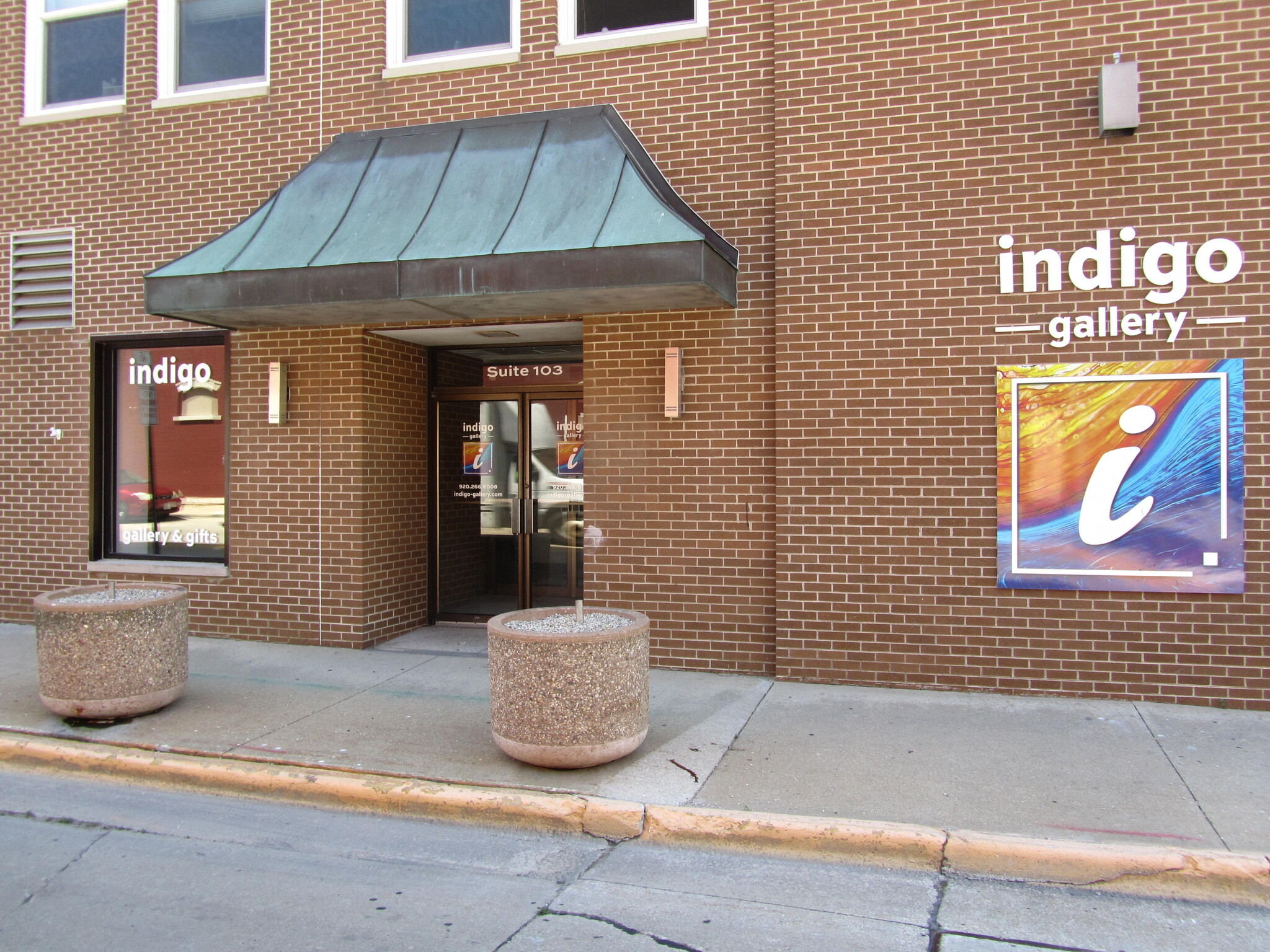 104 S Main St, Fond Du Lac, WI for lease Building Photo- Image 1 of 12