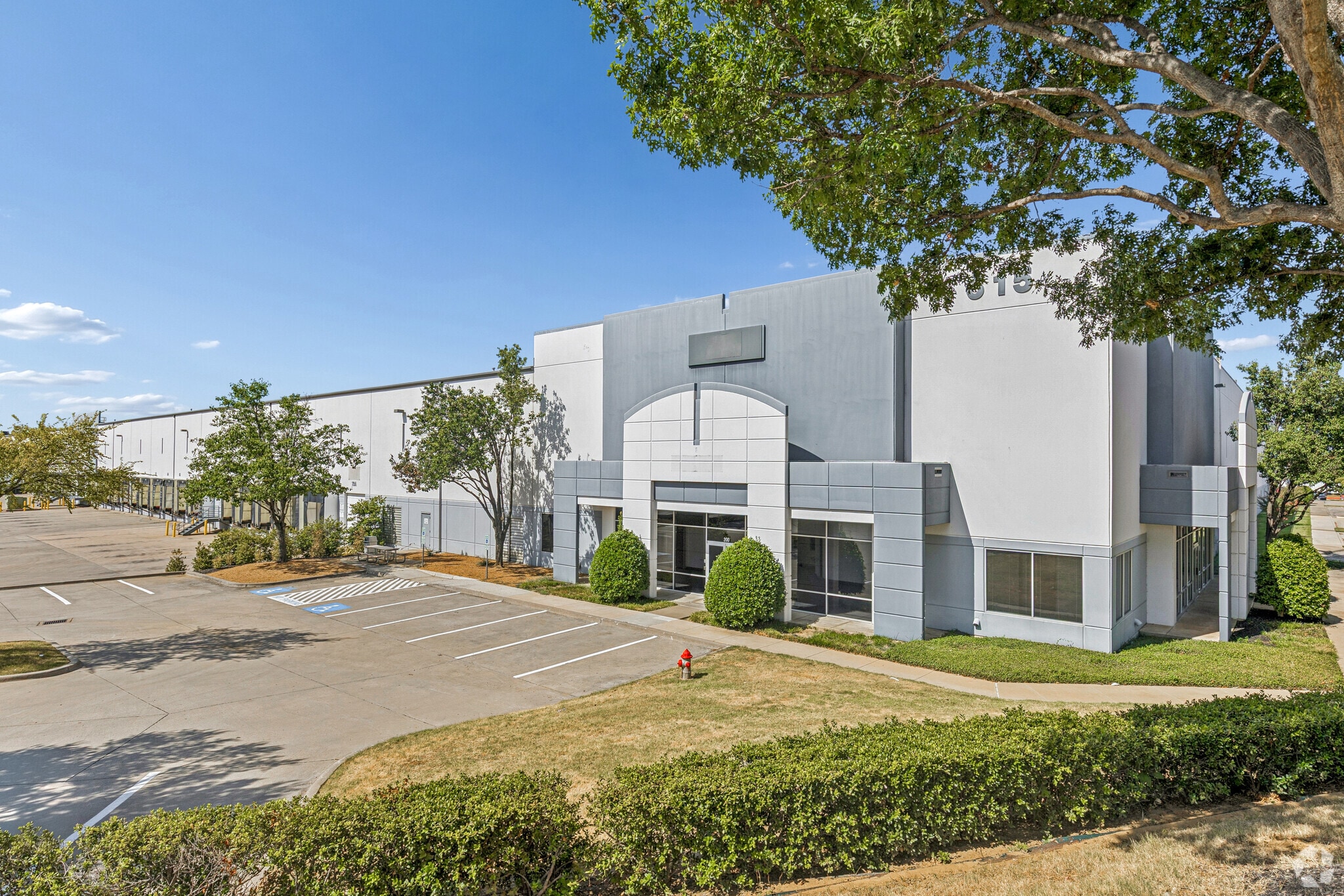 615 Westport Pky, Grapevine, TX for lease Building Photo- Image 1 of 32