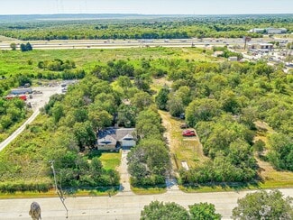 Plus de détails pour 917 E Fishcreek Rd, Grand Prairie, TX - Terrain à vendre