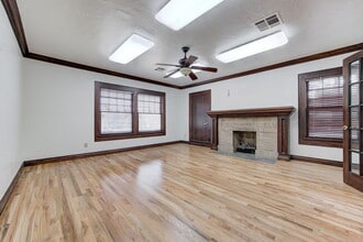1319 N Classen Dr, Oklahoma City, OK for lease Interior Photo- Image 1 of 7