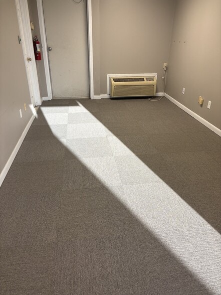 460 S Post Oak Rd, Sulphur, LA for lease - Building Photo - Image 2 of 6