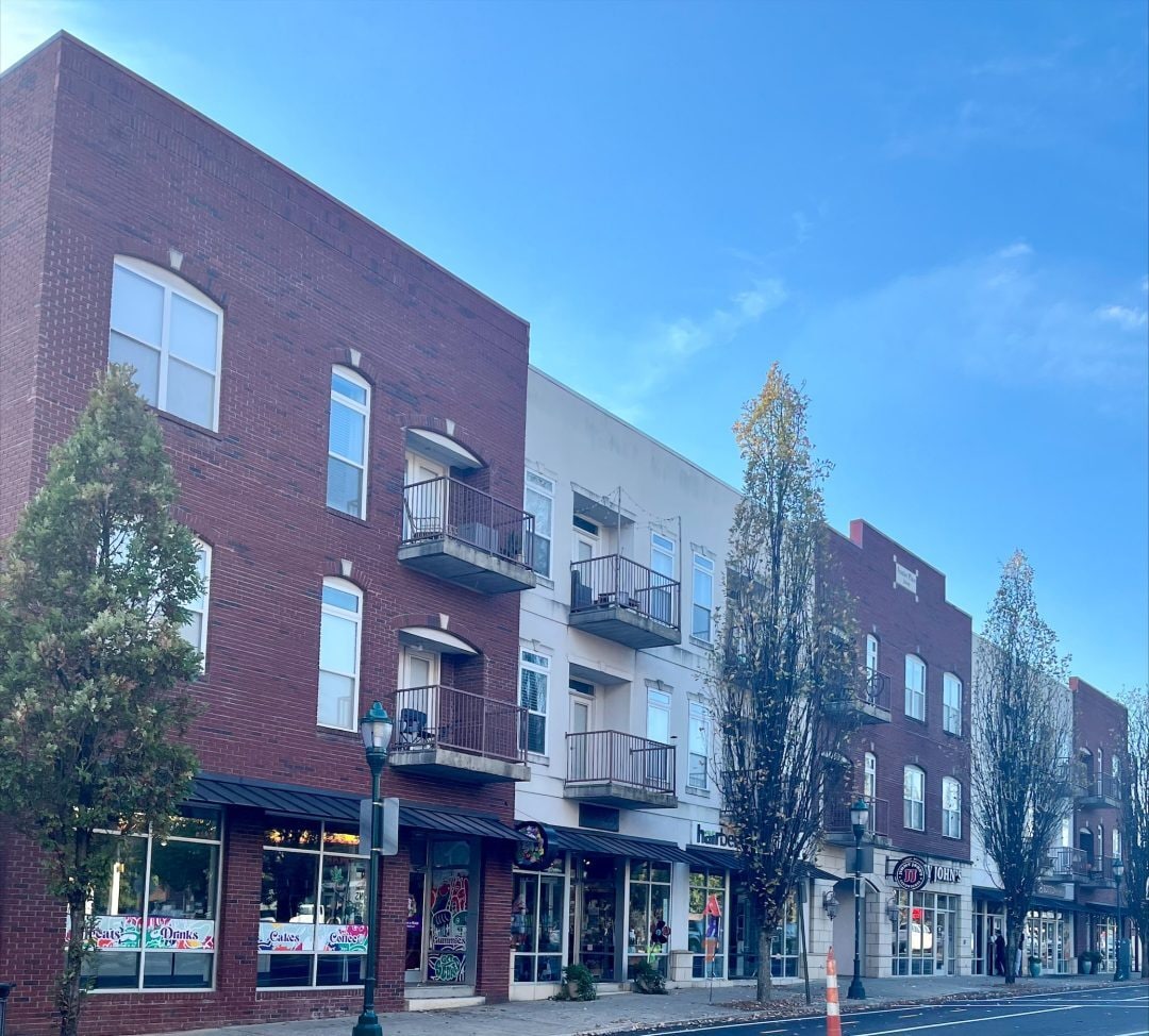 330 Frazier Ave, Chattanooga, TN for lease Interior Photo- Image 1 of 5