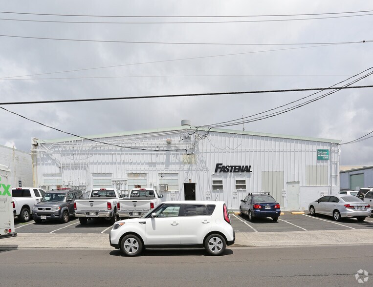 720 Moowaa St, Honolulu, HI à louer - Photo du bâtiment - Image 2 de 12