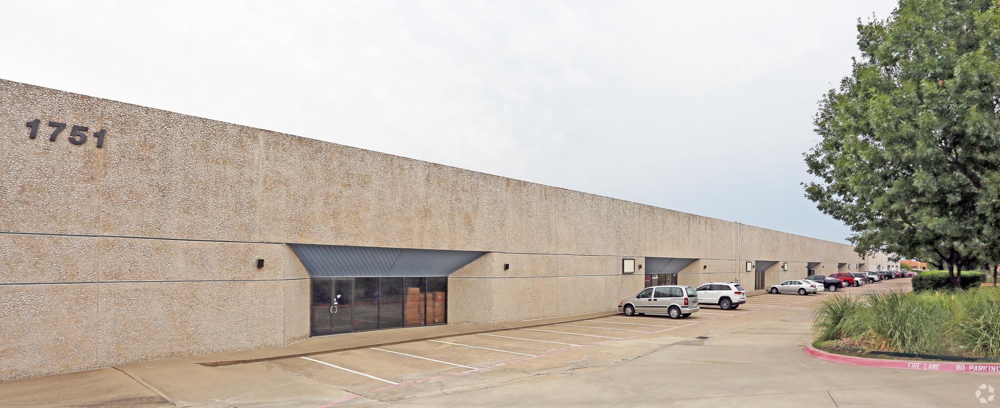 1751 Hurd Dr, Irving, TX for lease Primary Photo- Image 1 of 9