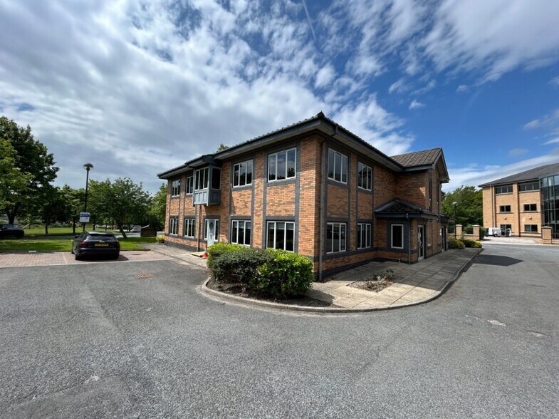 Cardale Park, Harrogate à vendre - Photo du bâtiment - Image 2 de 10