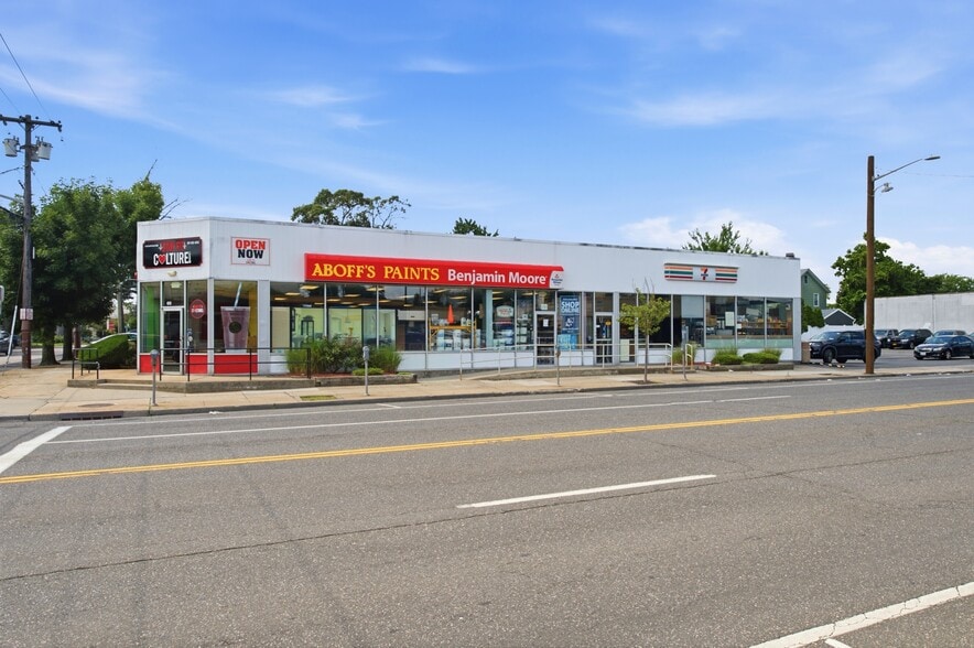 58-60 E Merrick Rd, Valley Stream, NY for sale - Building Photo - Image 1 of 7
