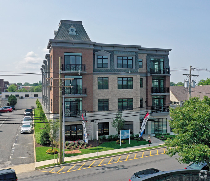 55 W Front St, Red Bank, NJ à vendre - Photo principale - Image 1 de 1