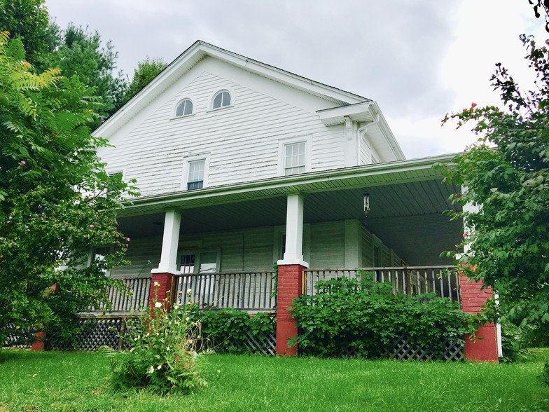 500 E Main St, Dublin, VA à vendre - Photo principale - Image 1 de 1