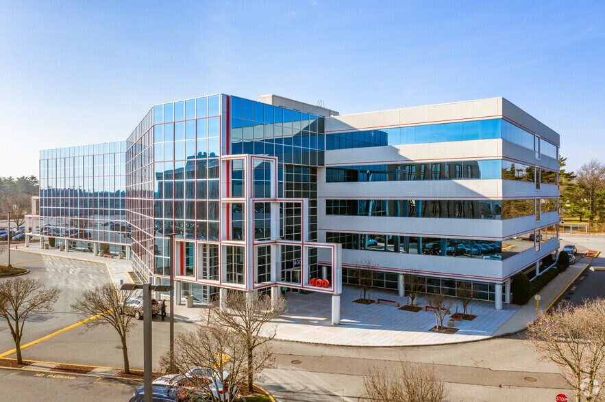 400 Garden City Plz, Garden City, NY à louer - Photo du bâtiment - Image 1 de 15