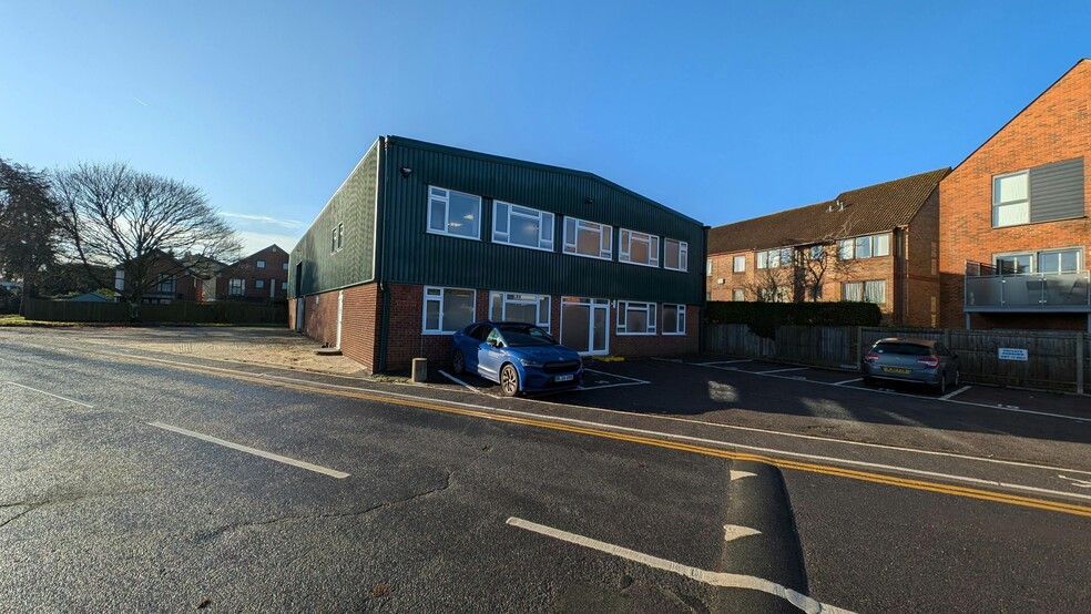 Southampton Rd, Ringwood for lease - Building Photo - Image 3 of 36