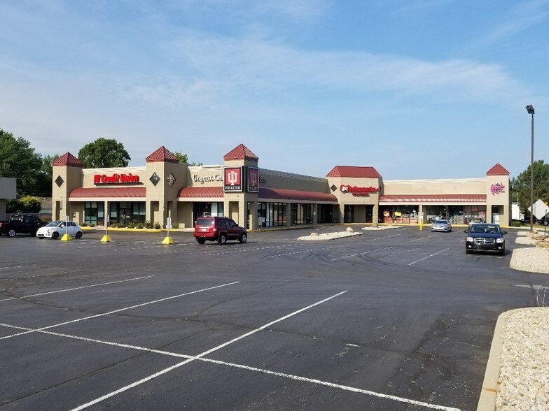 996 S State Road 135, Greenwood, IN à vendre - Photo du bâtiment - Image 3 de 3