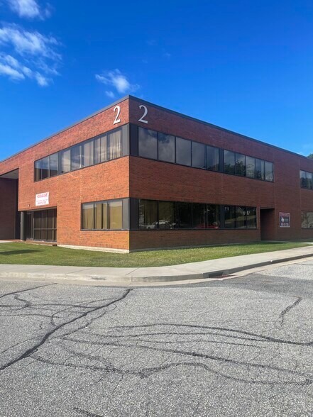 2 Shaws Cv, New London, CT à louer - Photo du bâtiment - Image 1 de 22