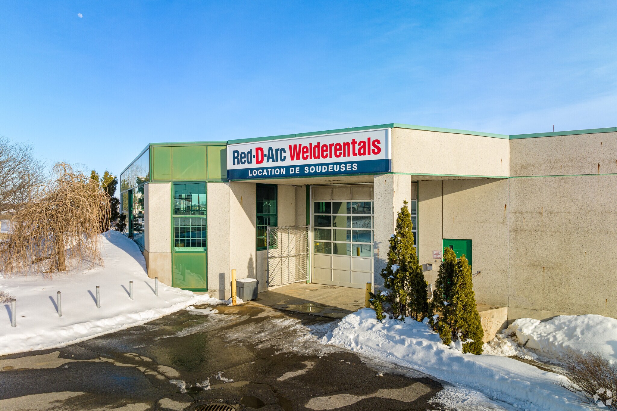 2181 Rue Nobel, Ste-Julie, QC à vendre Photo du bâtiment- Image 1 de 1