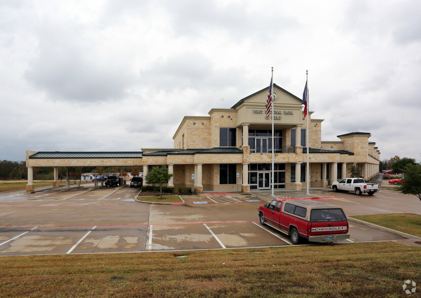 102 S State Highway 274, Kemp, TX à louer - Photo du bâtiment - Image 3 de 5