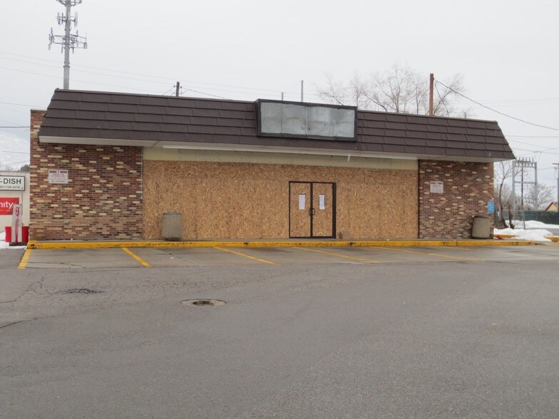 180 N Main St, Kaysville, UT for lease - Building Photo - Image 2 of 5
