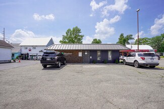 Plus de détails pour 511 N Wayne St, Angola, IN - Bureau à vendre
