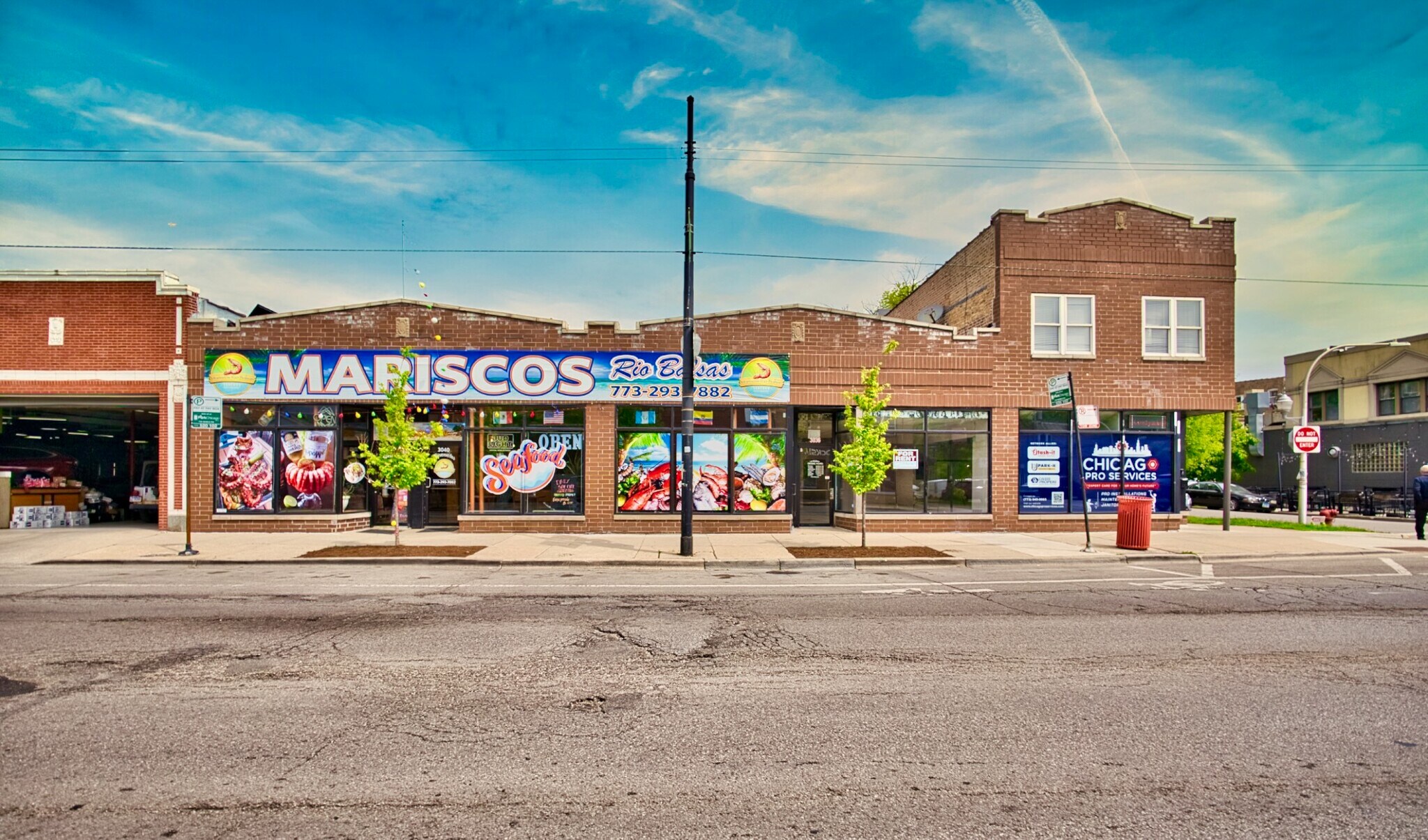 3034-3040 W Montrose Ave, Chicago, IL à vendre Photo du bâtiment- Image 1 de 38
