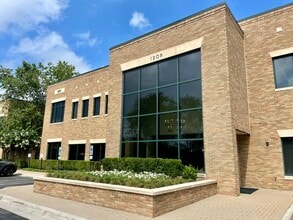 1213 Culbreth Dr, Wilmington, NC for lease Interior Photo- Image 2 of 9