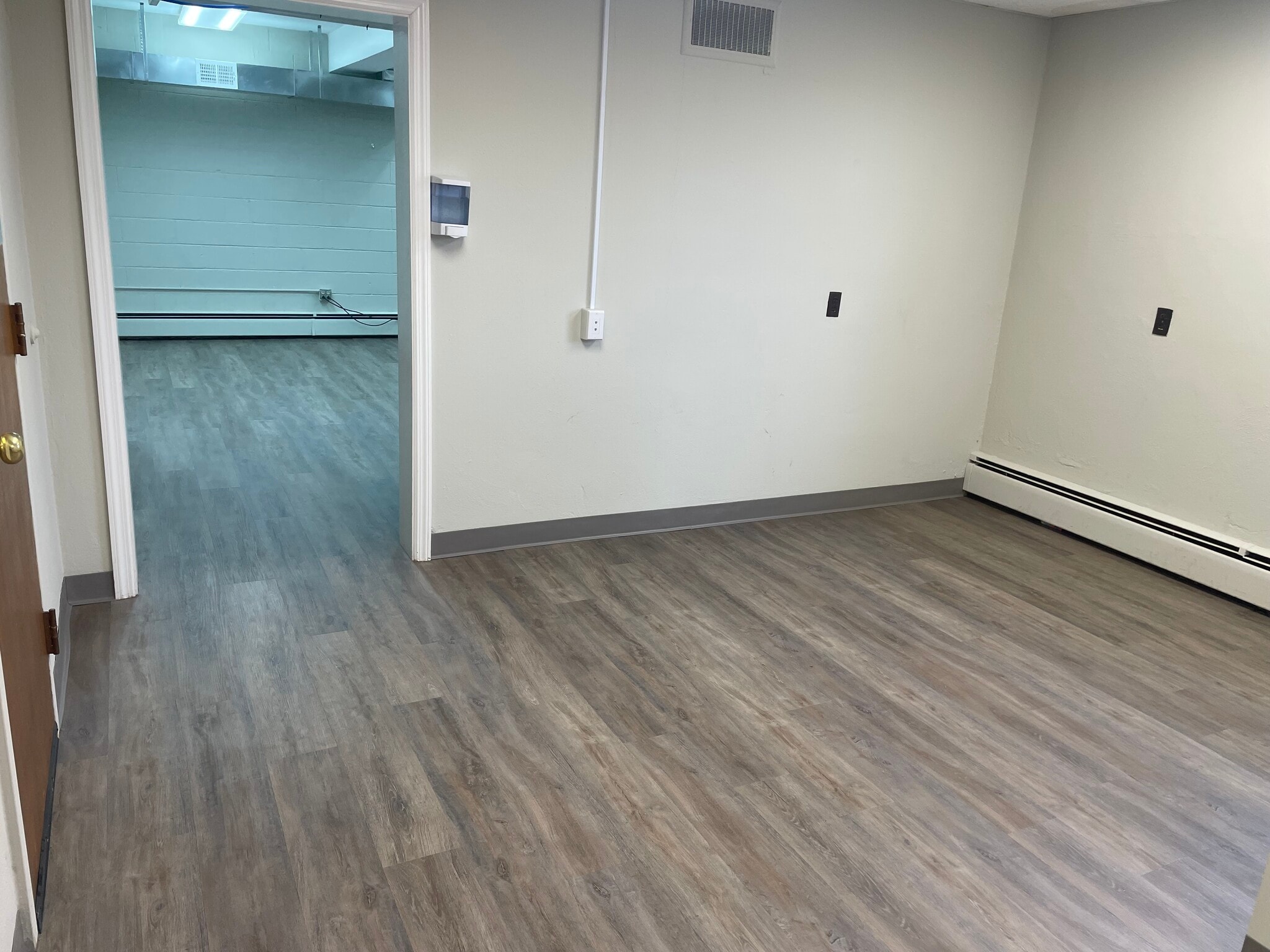 29 Trinity St, Newton, NJ for lease Interior Photo- Image 1 of 9