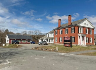 Plus de détails pour 122 Main St, Charlestown, NH - Commerce de détail à vendre