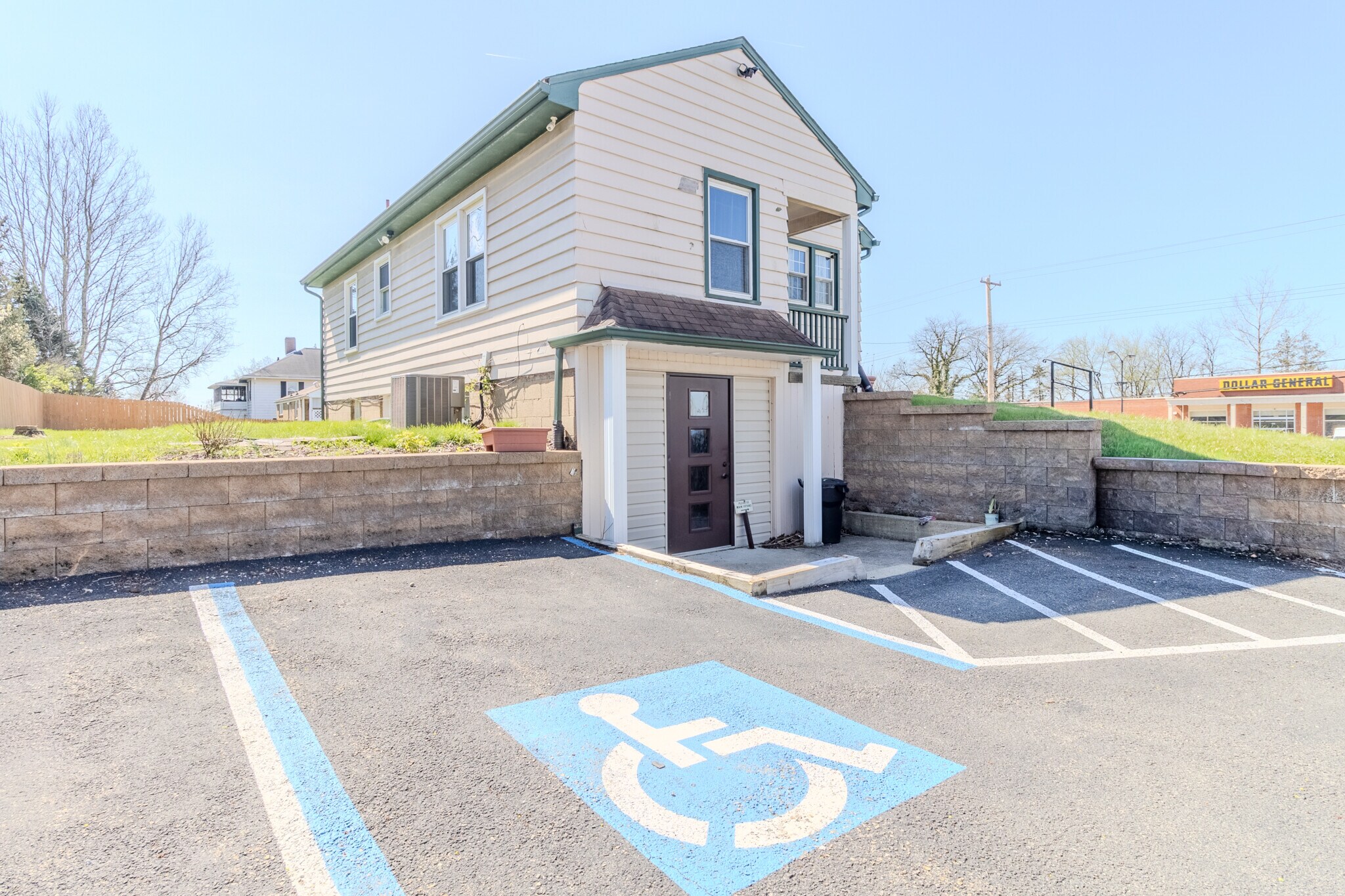 990 Greensburg Pike, East Pittsburgh, PA for lease Primary Photo- Image 1 of 19