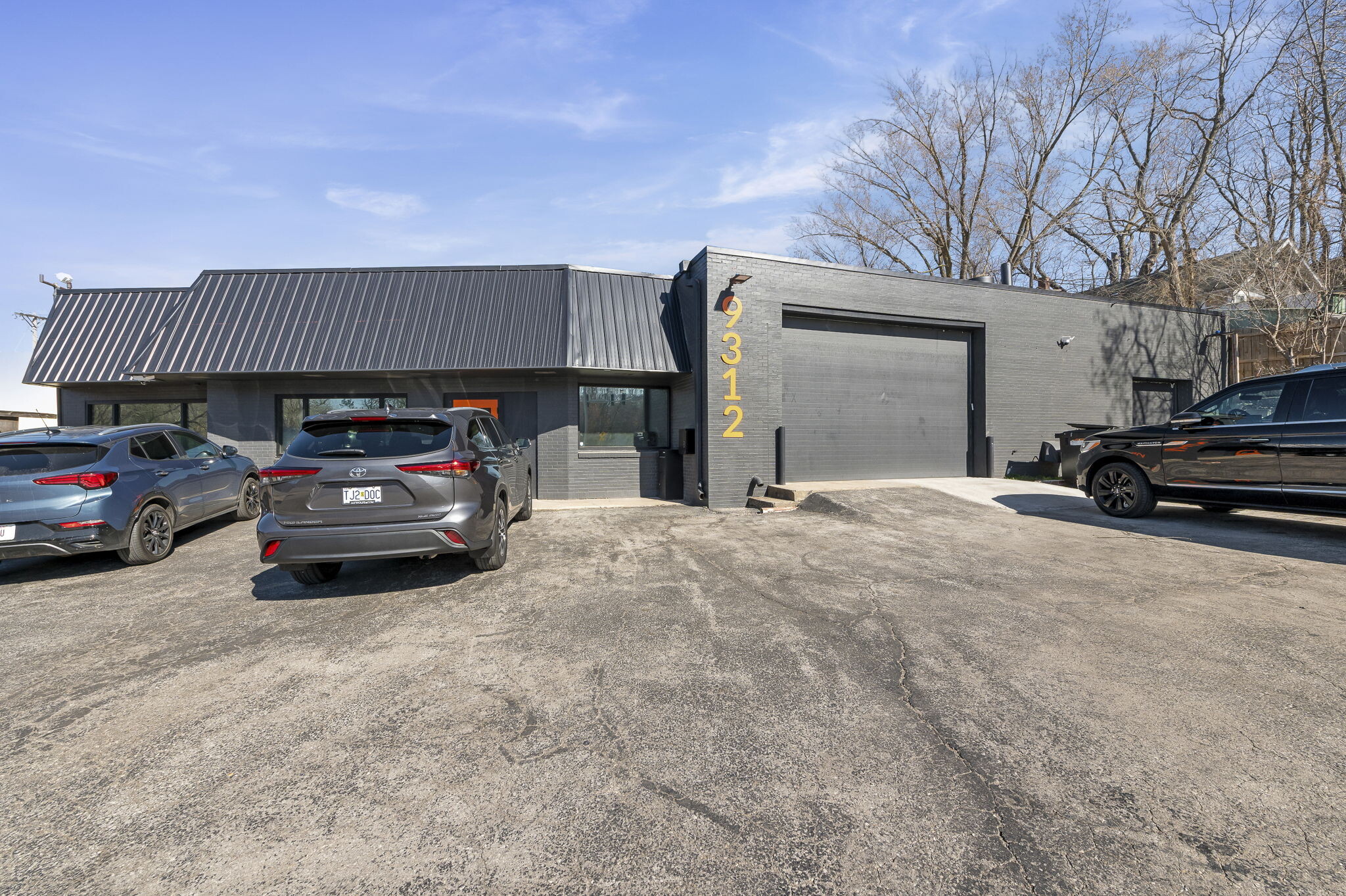 9312 E US Highway 24, Independence, MO for lease Primary Photo- Image 1 of 4